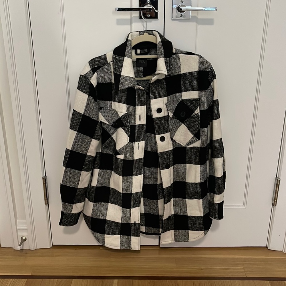 Plaid black and white shacket - XS